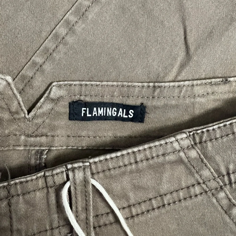 Flamingals Brown Pants - Picture 3 of 4